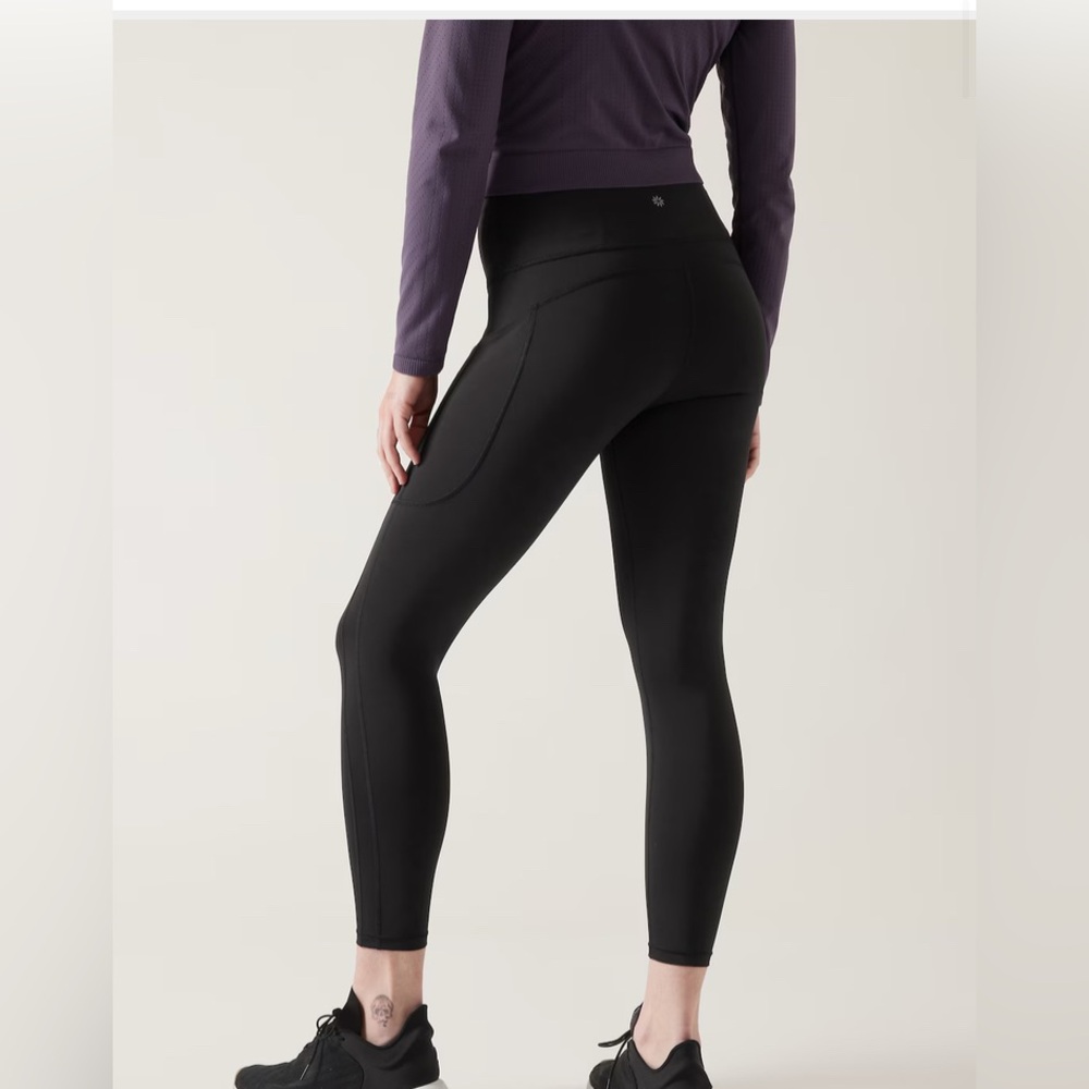 Athleta Ultimate Stash Pocket -  Navy - 7/8
